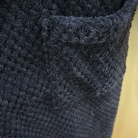 Fuzzy Robe - Picture 2 of 5